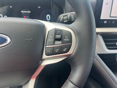 New 2026 Ford Explorer Active w/ Active Comfort Package AWD/4WD image 17