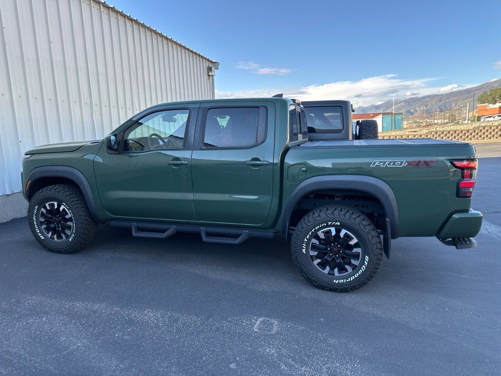Used 2022 Nissan Frontier PRO-4X AWD/4WD image 6