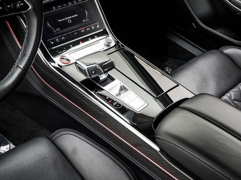 Used 2022 Audi S8 4.0T image 16