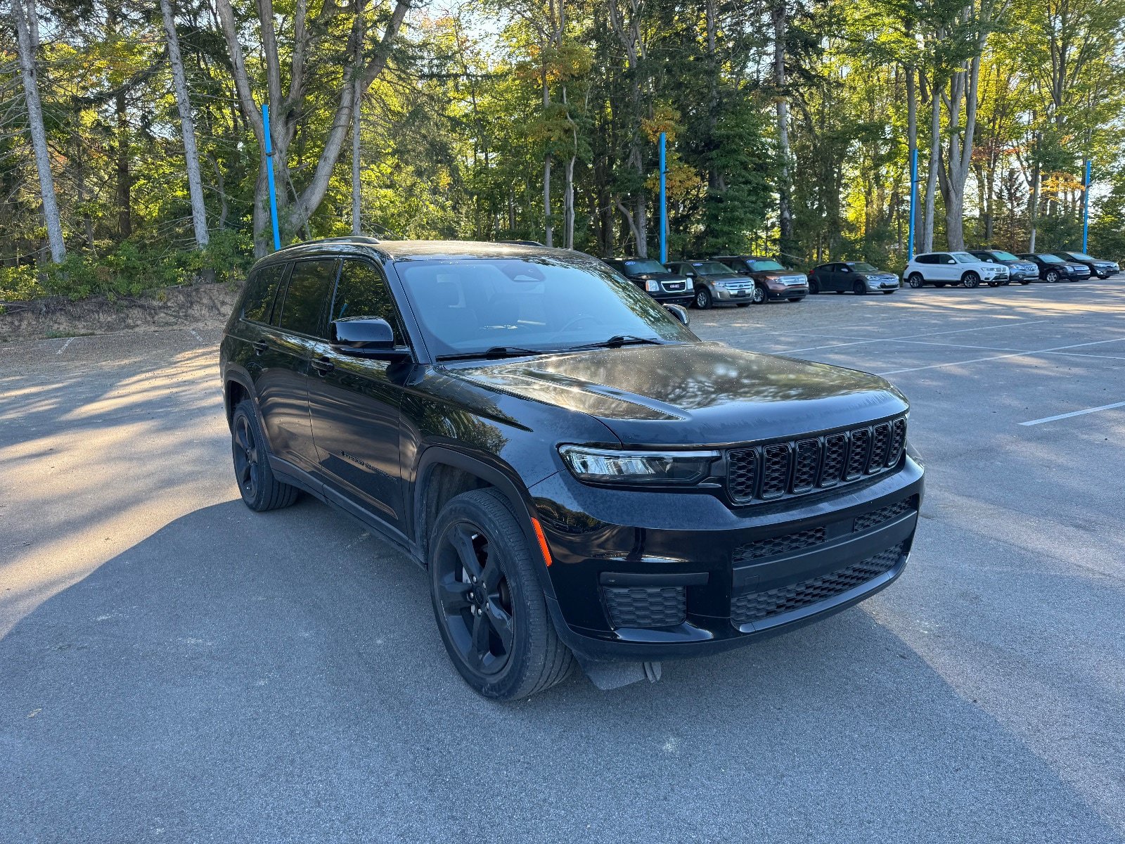Used 2021 Jeep Grand Cherokee L Laredo AWD/4WD image 3