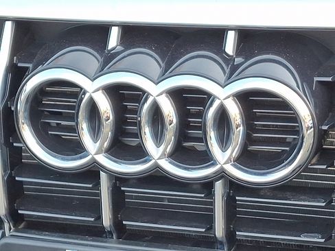 Used 2022 Audi Q3 2.0T Premium image 26