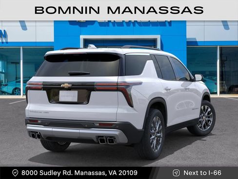 New 2026 Chevrolet Traverse LT w/ Sun and Wheel Package AWD/4WD image 5