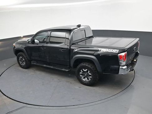 Used 2023 Toyota Tacoma TRD Off-Road image 29