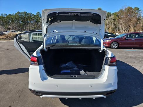 Used 2025 Nissan Versa S w/ Trunk Package image 16