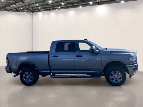Used 2024 RAM 2500 Big Horn w/ Bed Utility Group AWD/4WD image 8