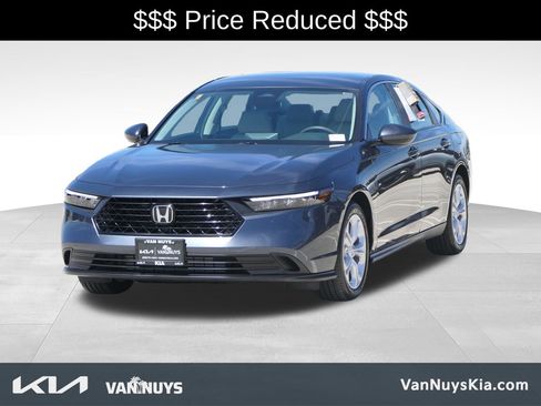 Used 2025 Honda Accord LX image 7