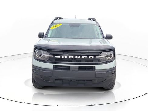 Used 2023 Ford Bronco Sport Outer Banks w/ Tech Package AWD/4WD image 2