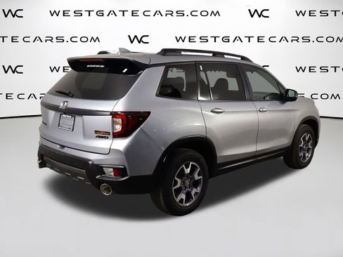 Used 2023 Honda Passport TrailSport image 46