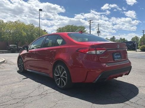 Used 2020 Toyota Corolla SE FWD image 3