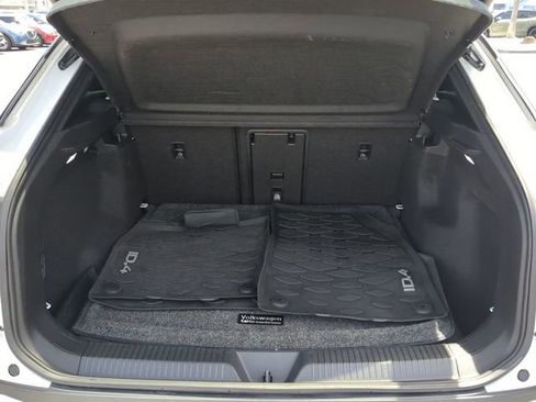 Certified 2023 Volkswagen ID.4 Pro S RWD image 9