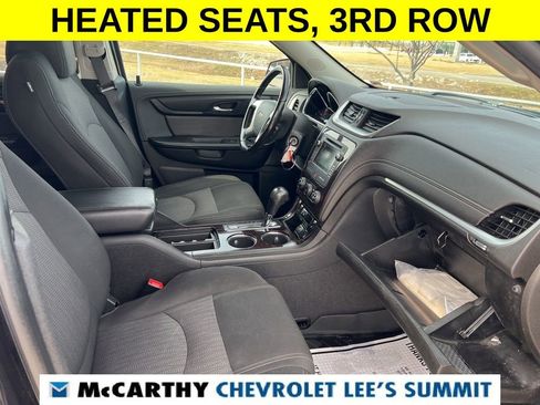 Used 2017 Chevrolet Traverse LT w/ Style and Technology Package image 27