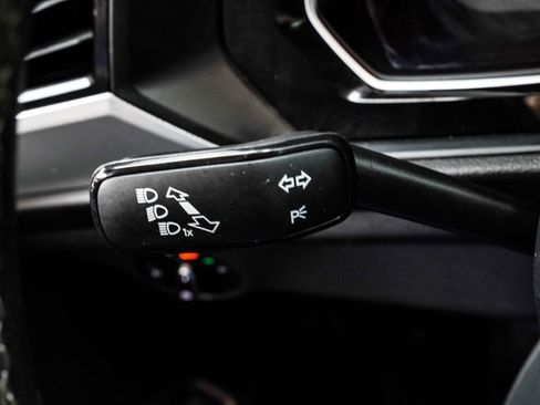 Used 2021 Volkswagen Jetta R-Line w/ R-Line Cold Weather Package FWD image 35