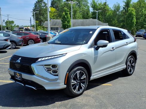 Used 2024 Mitsubishi Eclipse Cross SE AWD/4WD image 3