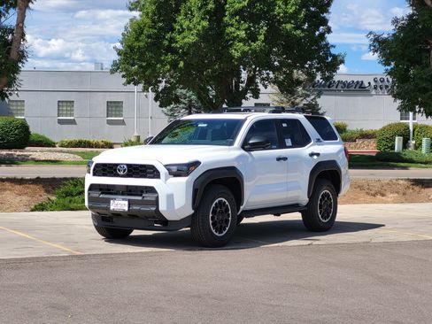 Used 2026 Toyota 4Runner TRD Off-Road Premium AWD/4WD image 2