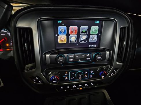 Used 2018 GMC Sierra 1500 SLT AWD/4WD image 34