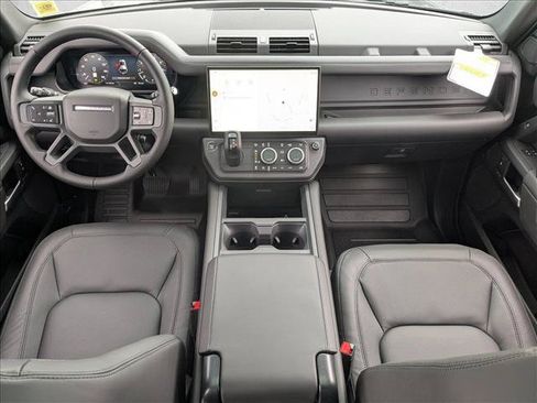 Used 2026 Land Rover Defender 110 S AWD/4WD image 15