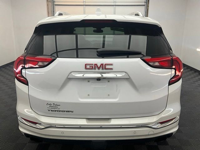 Used 2020 GMC Terrain Denali w/ Denali Premium Package FWD image 20