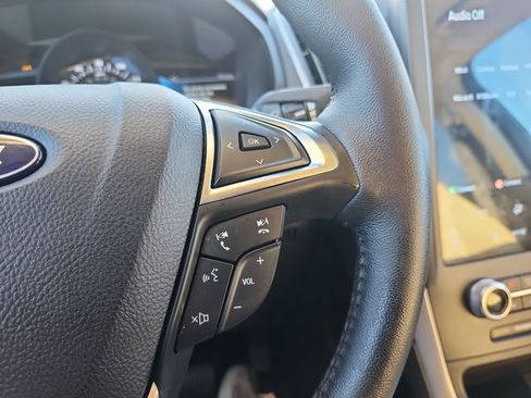 Used 2022 Ford Edge SEL image 23