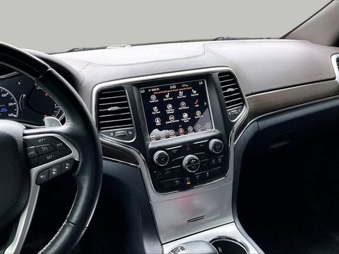Used 2014 Jeep Grand Cherokee Overland w/ Advanced Technology Group AWD/4WD image 6