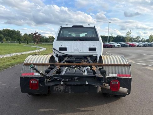 Used 2024 Ford F550 4x4 Crew Cab Super Duty image 10