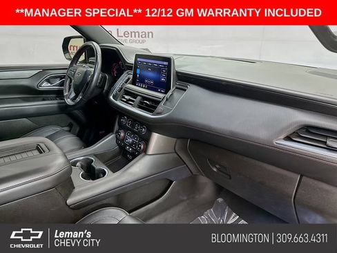 Used 2021 Chevrolet Suburban RST AWD/4WD image 32