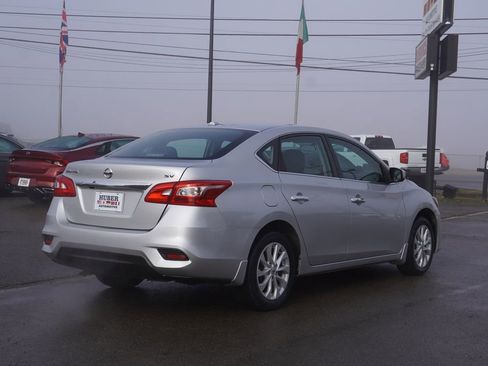 Used 2019 Nissan Sentra SV image 7