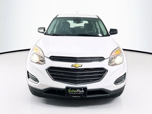 Used 2016 Chevrolet Equinox LS FWD image 2