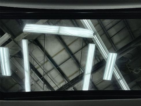 Used 2025 Honda HR-V EX-L image 30