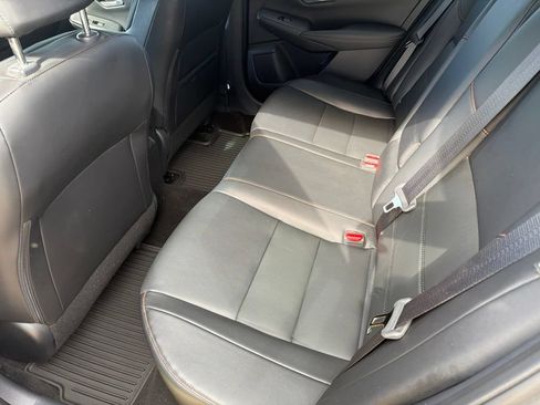 Used 2023 Nissan Sentra SR w/ SR Premium Package FWD image 14