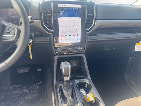 New 2025 Ford Ranger XLT w/ FX4 Off-Road Package image 11