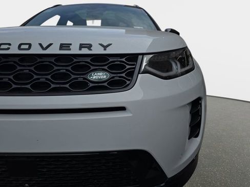 New 2025 Land Rover Discovery Sport Dynamic SE AWD/4WD image 18
