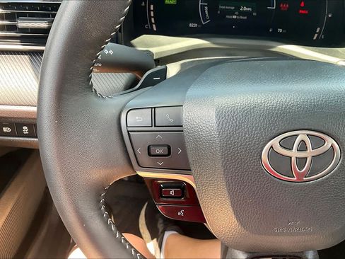 Used 2026 Toyota Camry SE w/ Convenience Package FWD image 23