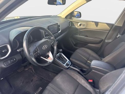 Used 2020 Hyundai Venue SEL w/ Convenience Package image 15