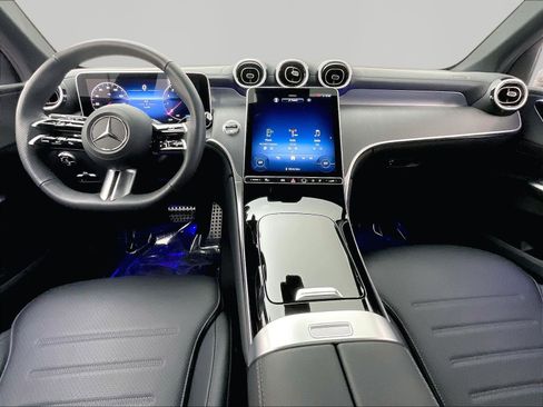 Used 2024 Mercedes-Benz GLC 300 4MATIC w/ AMG Line image 7