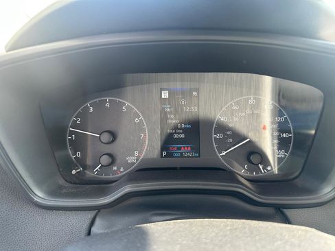 Used 2025 Toyota Corolla LE FWD image 7