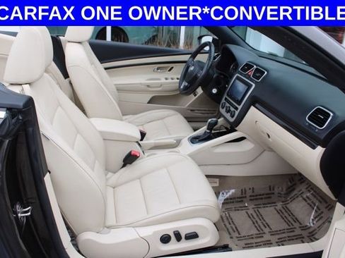 Used 2015 Volkswagen Eos Executive image 19