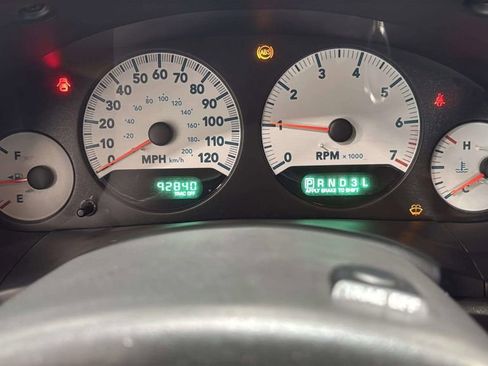 Used 2006 Dodge Grand Caravan SXT FWD image 11