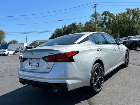 New 2025 Nissan Altima 2.5 SR w/ SR Premium Package image 2