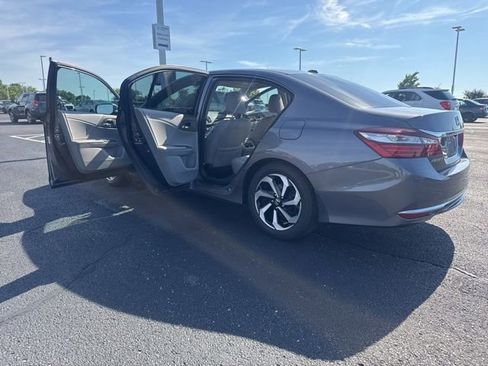 Used 2016 Honda Accord EX-L image 16