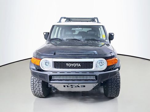 Used 2007 Toyota FJ Cruiser 4WD image 2