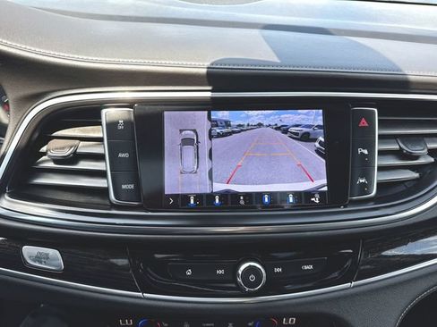 Used 2020 Buick Enclave Avenir w/ Avenir Technology Package AWD/4WD image 15