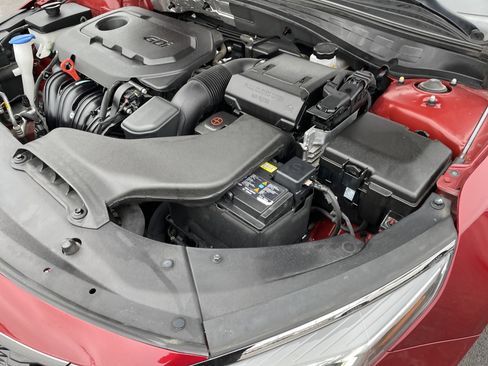 Used 2020 Kia Optima SE image 37