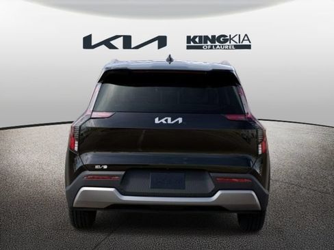 New 2026 Kia EV9 Wind AWD/4WD image 5