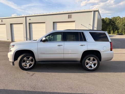 Used 2018 Chevrolet Tahoe LT AWD/4WD image 9