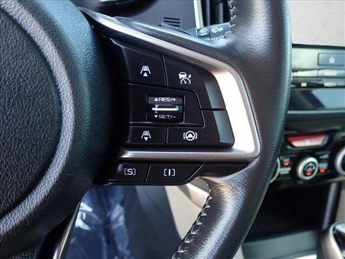 Certified 2023 Subaru Forester Limited AWD/4WD image 17