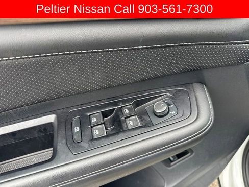 Used 2025 Volkswagen Atlas SE FWD image 10