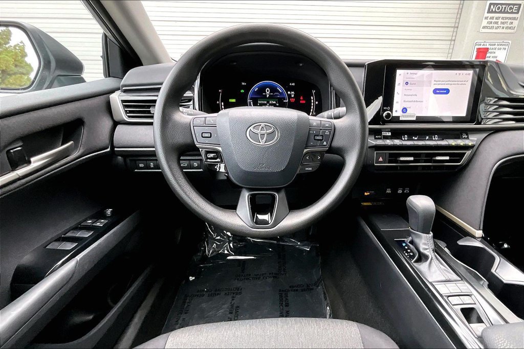 Used 2026 Toyota Camry LE FWD image 8