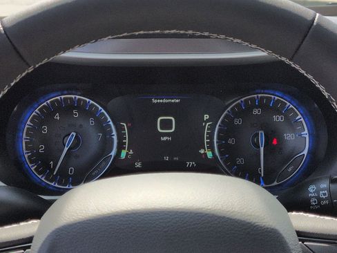 New 2026 Chrysler Pacifica Select FWD image 14