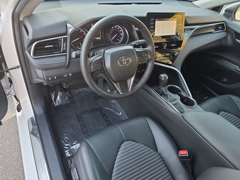 Used 2024 Toyota Camry SE w/ Blackout Package (TMS) FWD image 10