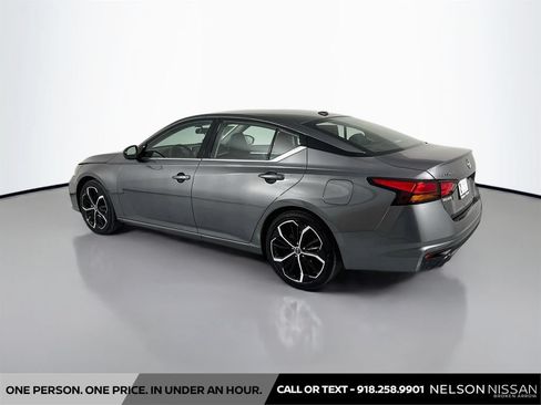 Certified 2025 Nissan Altima 2.5 SR FWD image 7